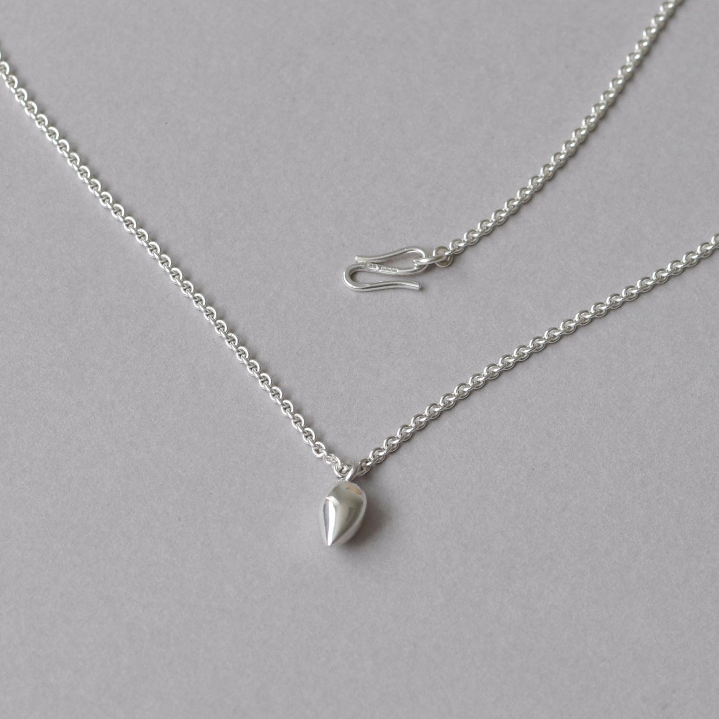 Bud Pendant