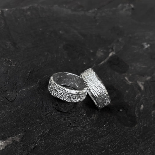 Contrast Texture Bark Ring