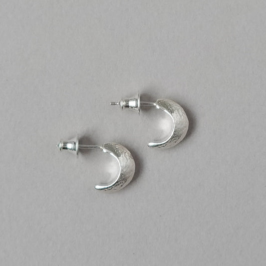 Sculpted Ridge Stud Hoop Earrings