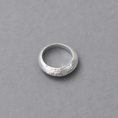 Sculpted Ridge Ring