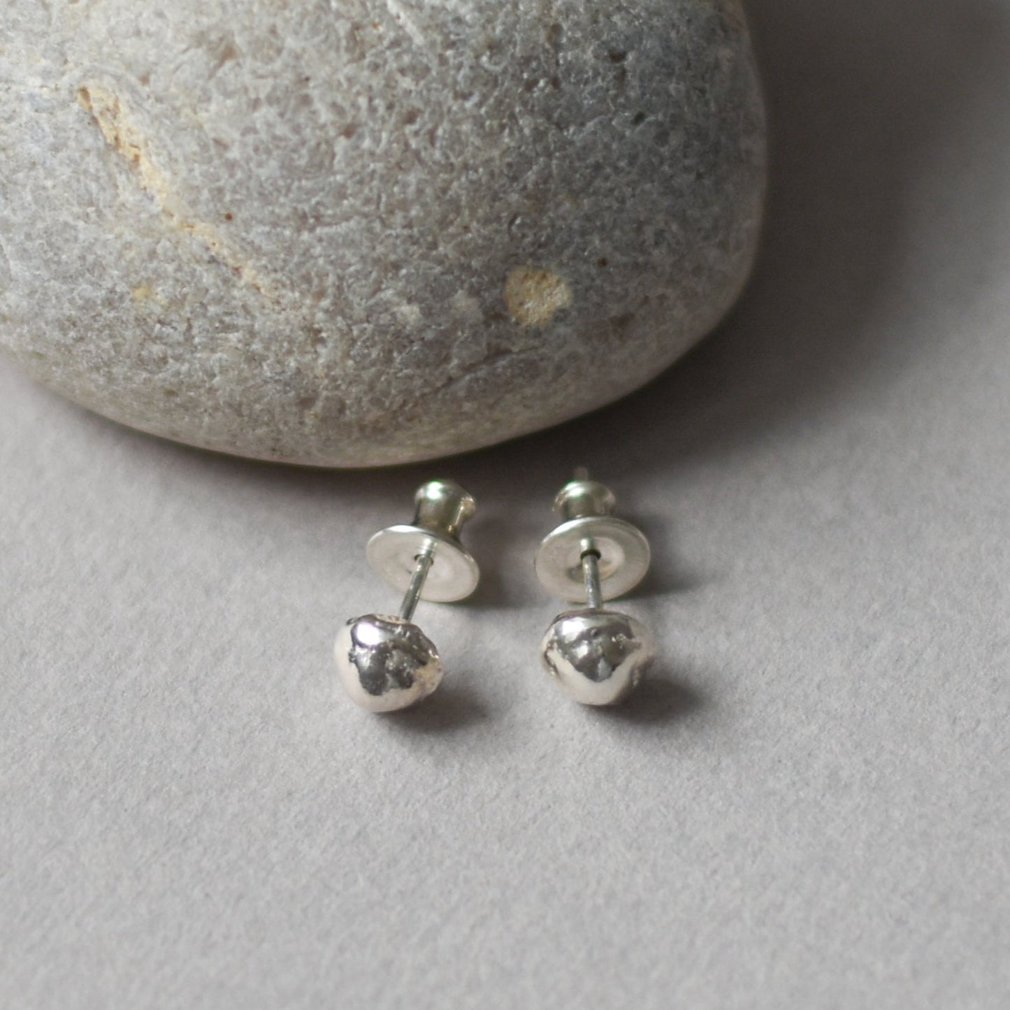 Seed Stud Earrings