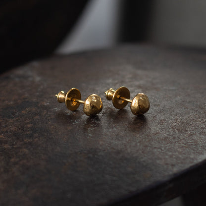 Seed Stud Earrings